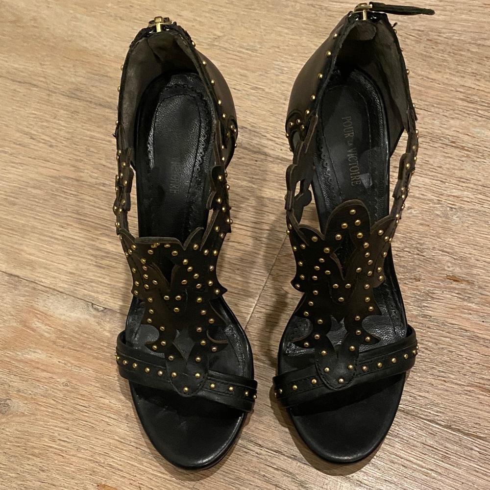 Pour La Victoire Black Heels with Gold Studs